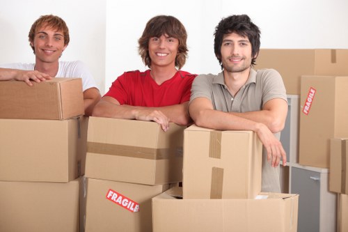 Cubic-yard storage estimate for packed household items